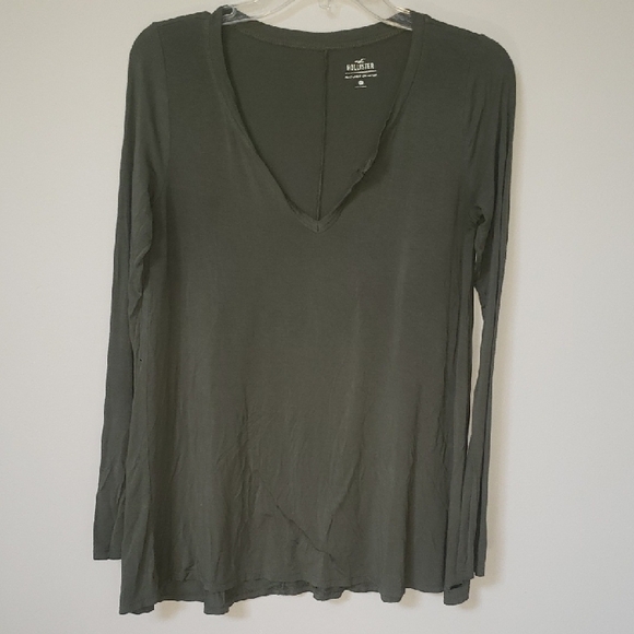 Hollister Tops - Y2K Hollister Shirt Womens M Forest Green Long Sleeve V-Neck Tee Fall Aesthetic